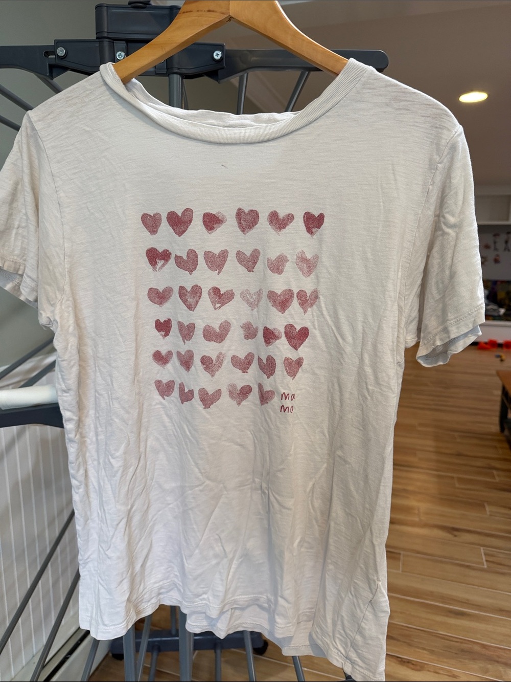 J.Crew Off-White Red Heart Stamp Graphic Short Sleeve Tee (Medium)